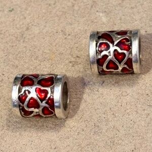 ♥️ Two Brighton Be Mine beads Wide with red enamel hearts on silver Retired